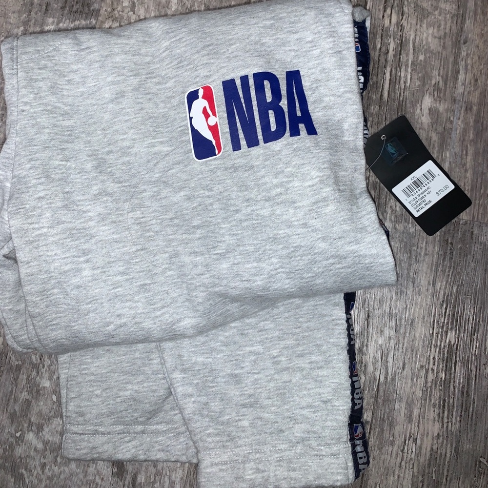 BRAND NEW Men’s XXL NBA Sweats